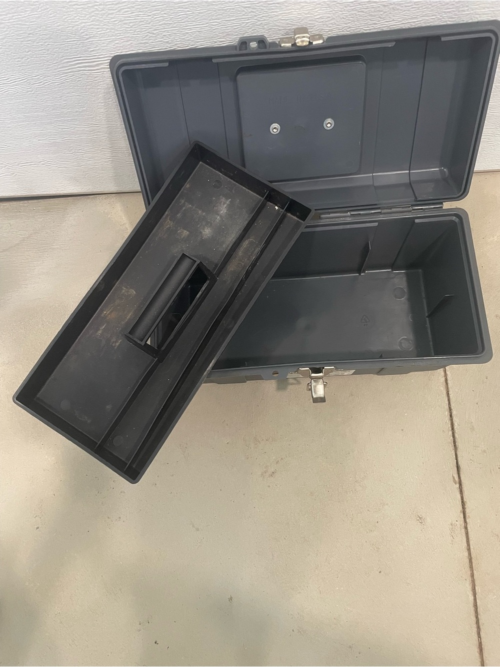Toolbox - Picture 3 of 3